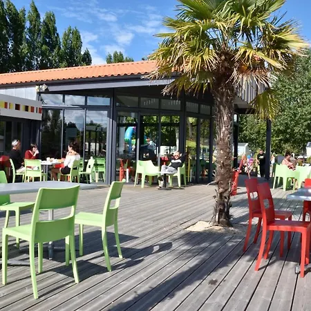 Camping Le Jard - Maeva 4*